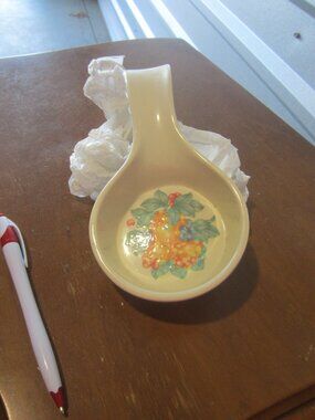 VTG EURITA SPOON REST, MELAMINE PLASTIC W/FLORAL DESIGN, RESTON LLOYD LTD